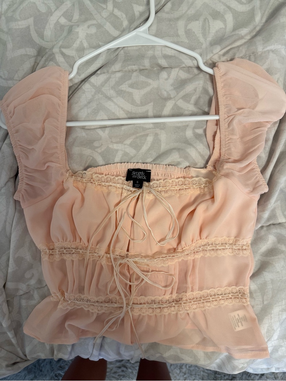 Beverly and Beck Pacsun Peach/Pale Pink Ruffle Lace-Up Chiffon Blouse